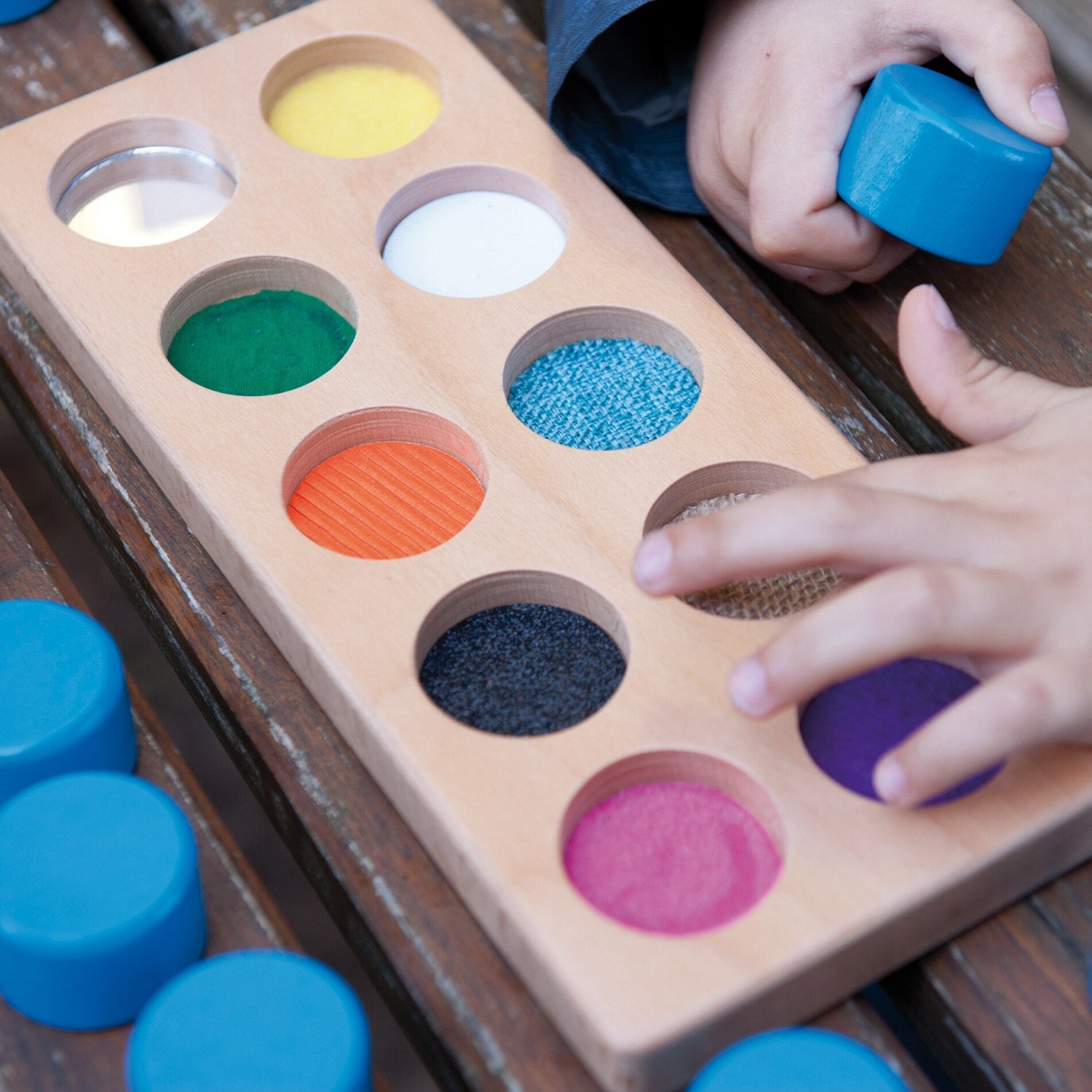 Sensoriniai žaidimai ir veiklos vaikams