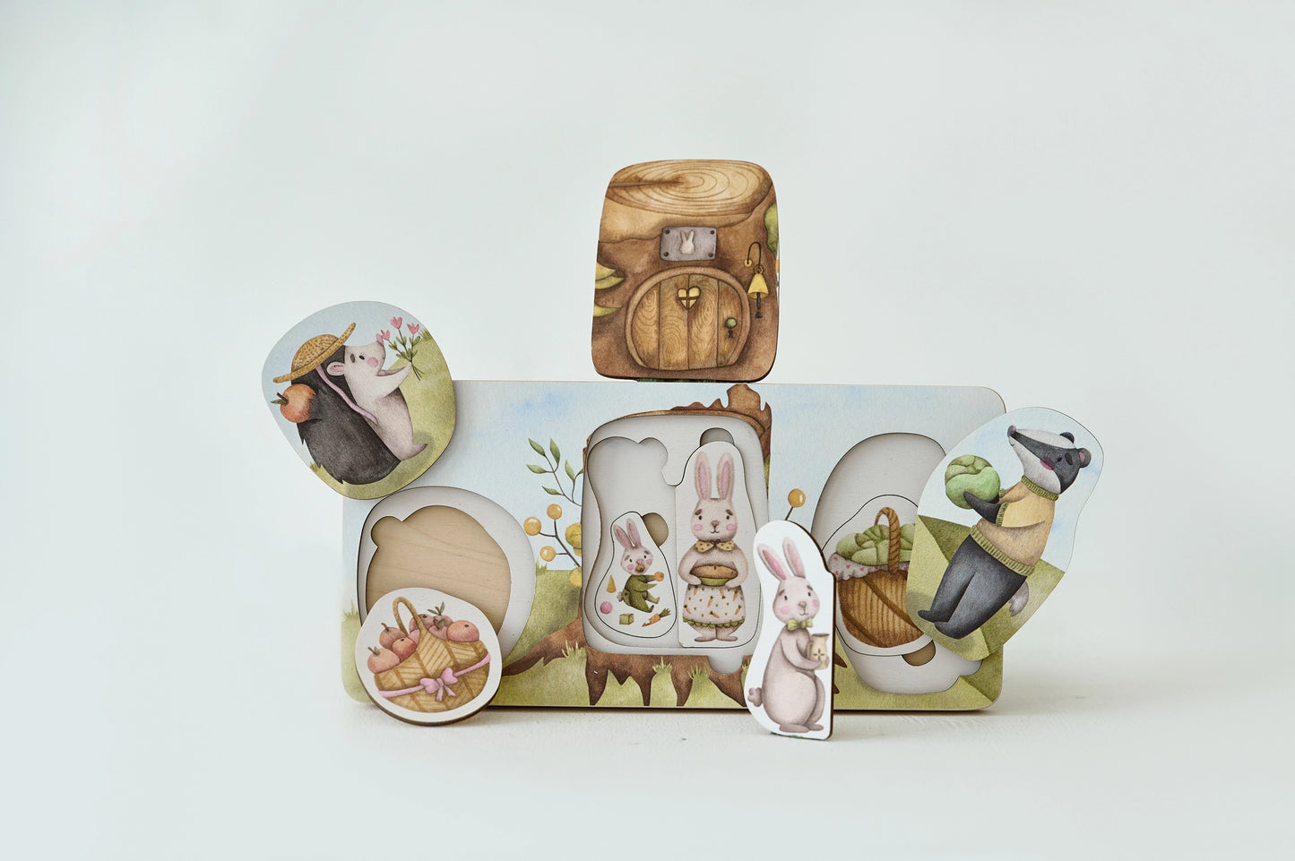 Montessori dėlionė su zuikiais